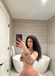 Siarly Mami on X: Vente conmigo 👇🏻💦 t.coA5D0GxUcUf  t.co6r1CWyhLpN  X