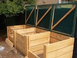 Gardens Very Edible Gardens Edible Garden Compost Bin Diy Vegetable Garden Design