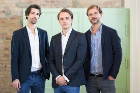 They wed on june 6, 1966, and the couple soon added a daughter to their family (sunny had a son, alexander, and a daughter, ala, from her first marriage). Sechsstelliger Betrag Fur Rechts Startup Jurato Business Insider