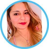 Ana Colunga's Instagram, Twitter & Facebook