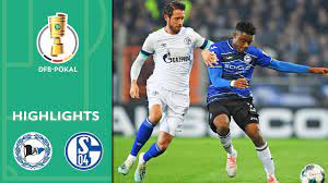 Schalke 04 steht als erster absteiger der bundesligasaison 2020/21 fest. Arminia Bielefeld Vs Fc Schalke 04 2 3 Highlights Dfb Pokal 2019 20 2nd Round Youtube