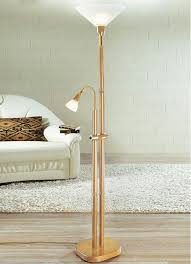 Dieser moderne deckenfluter versetzt ihren wohnbereich in eine gemuetliche atmosphaere. Deckenfluter Mit Leselampe