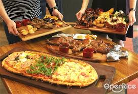 The yum list shares a meal at tut's egyptian eatery in 1 utama and gets an education on egyptian cuisine. Visit This Restaurant At 1 Utama For Sharing Platters That Are Pork Fect For A Feast Openrice Malaysia
