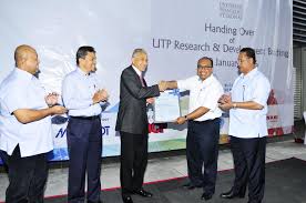 Apa yang dimaksudkan ahli majlis tertinggi umno, datuk abdul rahman dahlan sebagai pemimpin tidak berprinsip. Utp 20 Janury 2016