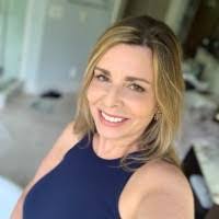 Peggy Lentz's Instagram, Twitter & Facebook