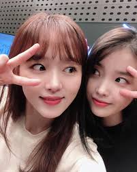 Iu Kang Hanna 200109 Kbs Fm Volumeup891 Instagram Korean Singer Kpop Girls Singer