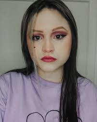 Clarice Torres's Instagram, Twitter & Facebook