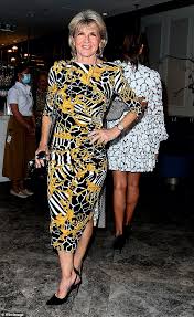 Cancer council would like to acknowledge the traditional custodians of the land on which we live and work. Julie Bishop Looks Stunning As She Attends The Puttin On The Ritz Fundraiser For Cancer Council Wa Daily Mail Online