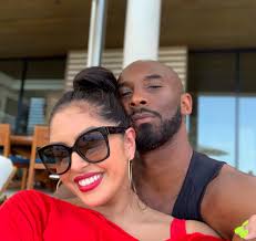 New Footage of Vanessa Bryant and Lebron James Goes Viral  https://24hdailynews.com/thien4/new-footage-of-vanessa-bryant-and-lebron-james-goes-viral/