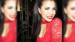 Amanda Flores prepara un "Discazo"