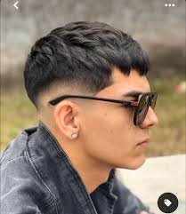 Alright. I haven't found myself a barber here yet and I was wondering if  anyone knew of a barber cold with the clippers??? every time I try to get a  fade I