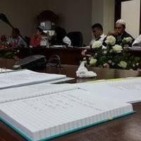 Perkhidmatan akan diberikan dalam persekitaran. Bilik Mesyuarat Unit Pentadbiran Hospital Orang Asli Gombak Conference Room