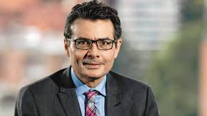 Alejandro gaviria cuenta qué lo hace libre y celebra a quienes luchan por los derechos. La Luz De Alejandro Gaviria Cnc Noticias Colombia