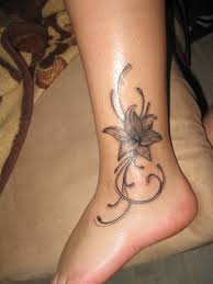 Es gibt sehr viele verschiedene tattoos das sie verwenden können von mehr. Sahne Lilie Tattoos Von Tattoo Bewertung De