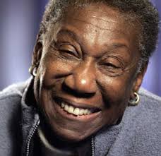 Barbara Hillary follows dream, skiing to North Pole at age 75