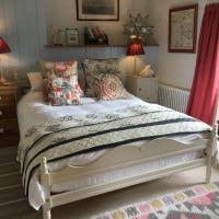 Anything interesting in tennyson if you know any interesting object in tennyson road (freshwater), feel free to share it with other. The 10 Best Hotels In Freshwater Isle Of Wight Cheap Freshwater Hotels