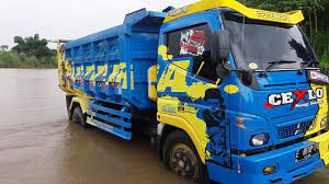 98 mobil pembuatan bak dump truck dijual. Canter Modifikasi Dump Truck Di Dalam Sungai Youtube