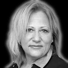 Veronica Stahl's Instagram, Twitter & Facebook