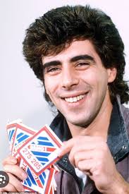 OK, who remembers the Ooohh Gary Davies, Radio 1 Road Show during the 80's?  Absolutely loved this guy his face was way to handsome for radio 😂🥰