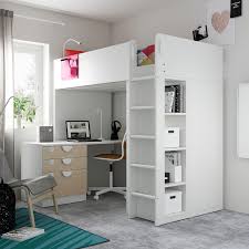 Hochbett & etagenbett für kinder online bei otto › platzsparend & sicher holz & metall schlafen & spielen jetzt hochbetten für kinder bestellen! Smastad Hochbett Weiss Birke Mit Schreibtisch 4 Schubladen Ikea Osterreich