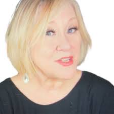 Irish Donna Tarot & Astrology