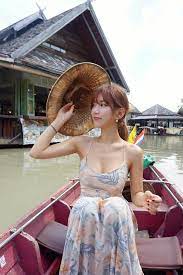 艺正花 예정화 南韩健身女神最新美照极品女神美腿美臀艺正花 芮呈和女神私房照 秀色女神 女性のファッション ファッション 女性