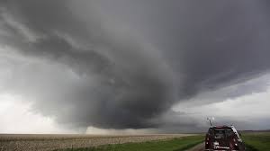 Growing up in the heart of tornado alley, he was able to witness severe storms from an early age. Storm Chasers Matt Hughes Pleegt Zelfmoord