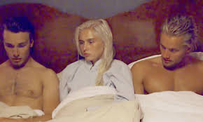 Amalie snøløs is a 24 year old norwegian reality tv contestant. Amalie Snolos Og Herman Timmeraas Na Farmen Profilen Og Shame Stjernen Bekrefter Forholdet