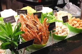 Friday kampung buffet dinner promotion 2020 at garden cafe @ golden sands resort penang. Love A Lobster Buffet Dinner Shangri La S Rasa Sayang Resort And Spa Penang What2seeonline Com