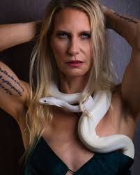 Snake for photoshoot in Baltimore area?