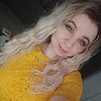 Serena Lincoln's Instagram, Twitter & Facebook