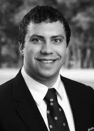 Ellis Brinker's Instagram, Twitter & Facebook