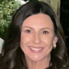 Feeling so lucky and excited to work with this human. Welcome to the team  Lindsay McGuire!