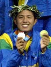 Resultado de imagem para cristiane jogadora de futebol