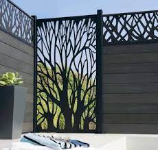 epingle sur petit balcon