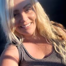 How can a single mom afford diapers and food for her child?