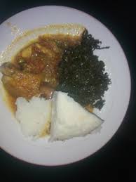 Kenyan stew dishes might also include a few other base vegetable ingredients such as carrots, peppers, peas, or potatoes. Kuku Kienyeji Tumbukiza Food Spice And Everything Yummy