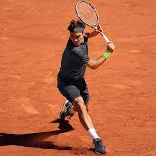 Sigue en directo la quinta jornada de roland garros con los partidos de djokovic, federer, nadal y barty, hoy, jueves 3 de junio, desde las 11:00 en as. Tricoul Lui Roger Federer Pentru Roland Garros Tennis Roland Garros Roger Federer