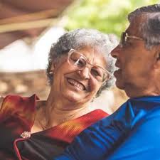 Cinco mujeres de bandera en el mundo de las artes plásticas recibirán los  Premios Menesteo