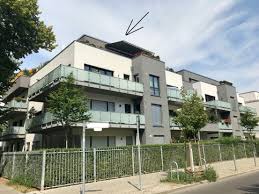 Wie ein feuerwehrsprecher sagte, fingen einrichtungsgegenstände in einem zimmer einer wohnung in der seefelder straße feuer. 3 Zimmer Wohnung Zum Verkauf Sandinostr 18 13055 Berlin Alt Hohenschonhausen Hohenschonhausen Mapio Net