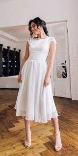 18 Exclusive Knee Length Wedding Dresses Wedding Dresses Guide Knee Length Wedding Dress Informal Short Wedding Dress White Evening Dress