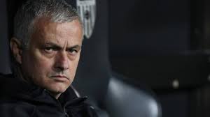 Einer der bekanntesten trainer der welt im fußball ist sicherlich jose mourinho. Bewahrungsstrafe Mourinho Wegen Steuerhinterziehung Verurteilt Archiv