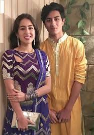 Sara Ali Khan With Her Brother Sara Ali Khan Bollywood Outfits Bollywood Celebrities