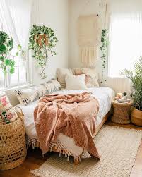 Saratoufaliperks Of Having A Joint Guest Bedroom Home Office The Bed Doubles As The Perf Spot For Guest Bedroom Home Office Room Ideas Bedroom Bedroom Design