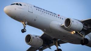 Pour ma part j'ai demandé à une agence air france ainsi qu'au service récla par tel, et forcement les réponses ne sont pas les mêmes. Air France Les Clients Pourront Se Faire Rembourser Les Vols Annules
