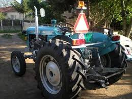 Novi i polovni traktori različitih proizvođača: Traktori Halo Oglasi