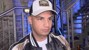 Sarah lombardi soll den fußballer julian büscher daten. Pietro Lombardi Das Sagt Er Zu Sarahs Knutschfoto Mit Julian Buscher