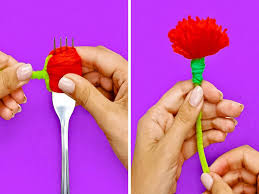 Anyone can make these fun valentine kids crafts! Watch 5 Minute Crafts Girly Prime Video