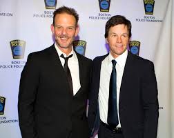 Kevin bacon and mark wahlberg star in the boston marathon bombing film patriots day. Wahlberg And Berg Face Fears In Deepwater Horizon And Patriots Day Deadline