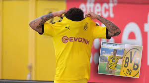 Borussia dortmund ist vor allem auch ein lebensgefühl. Neues Bvb Trikot Geleakt Thomas Meunier Posiert Im Heimdress Fur Die Saison 2020 21 Sportbuzzer De